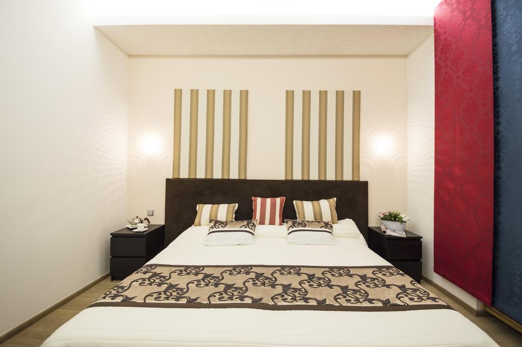 Luxury Apartments Pricna Prague Exterior photo