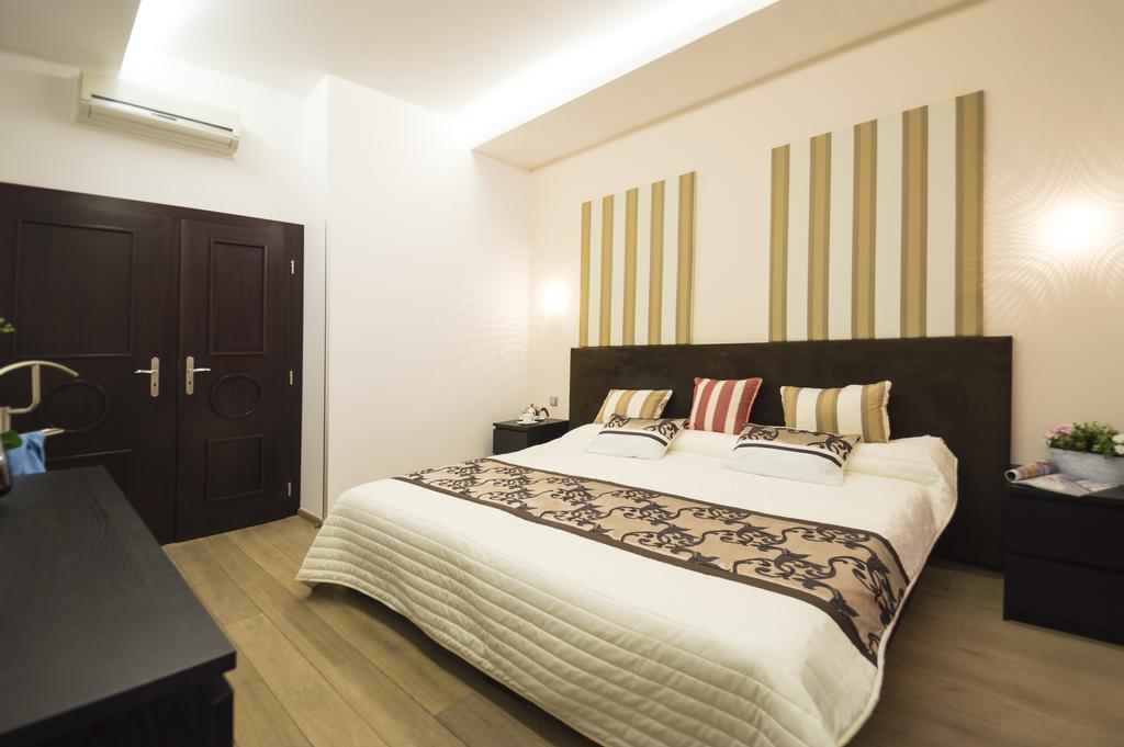 Luxury Apartments Pricna Prague Exterior photo